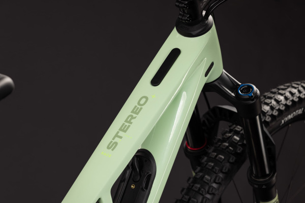 1172210 CUBE STEREO HPC RACE 1